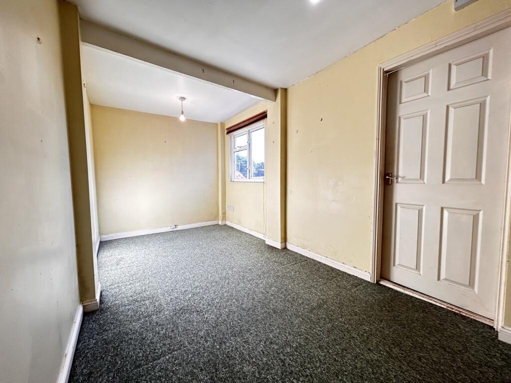 2 bed Semi-Detached Bungalow