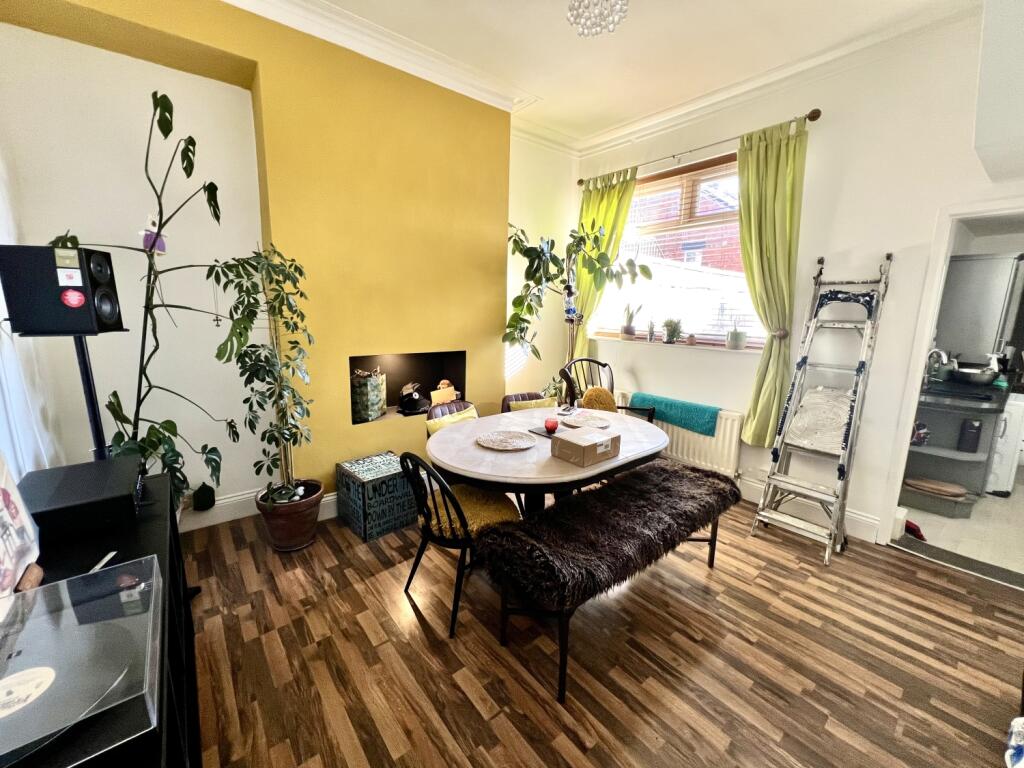 3 bed Terraced