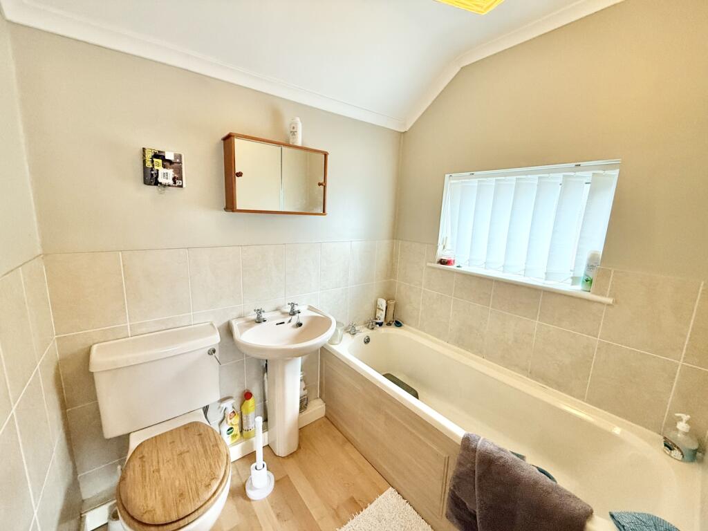 2 bed Semi-Detached