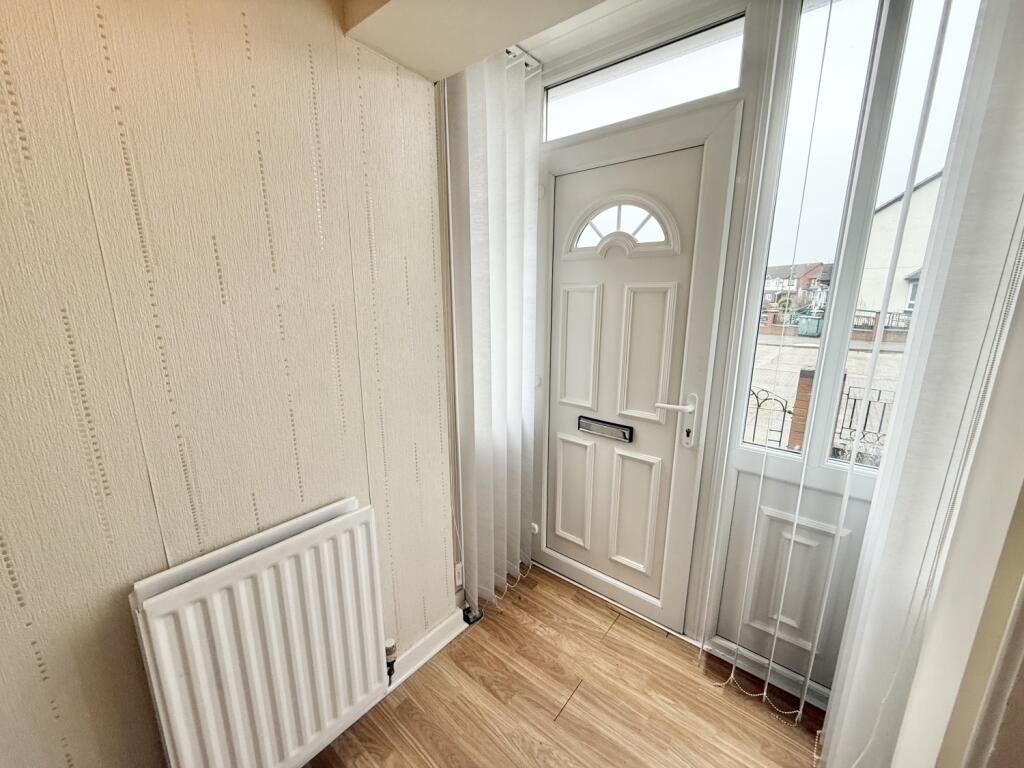 2 bed Semi-Detached