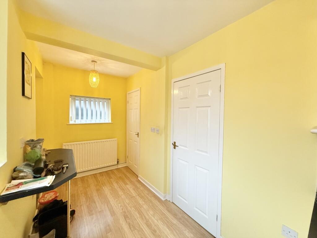 2 bed Semi-Detached