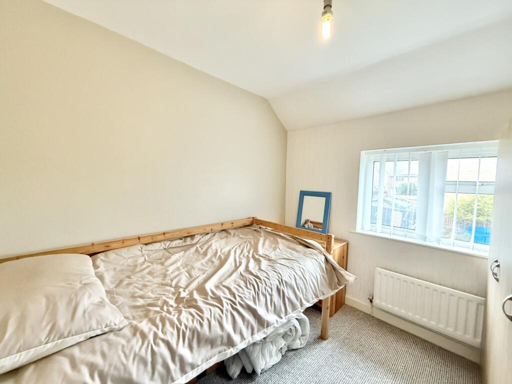 2 bed Semi-Detached