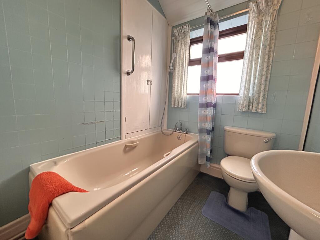 2 bed Terraced