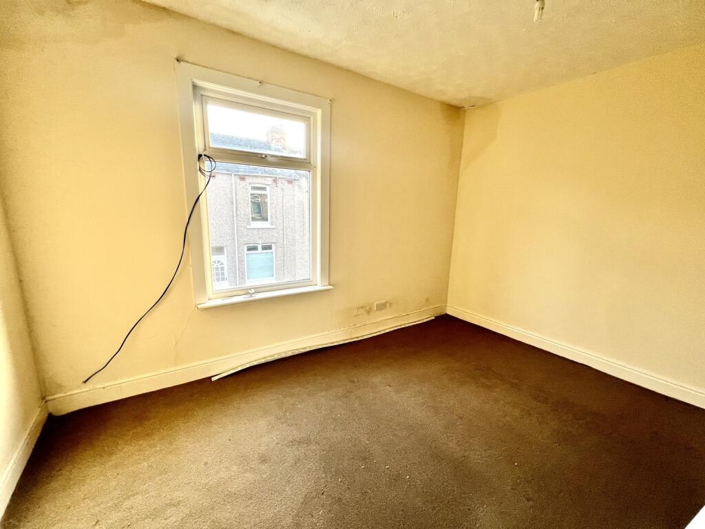 2 bed House