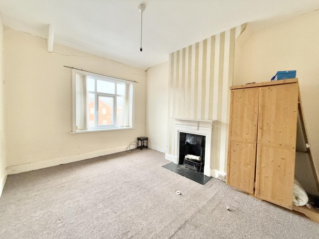 3 bed Terraced