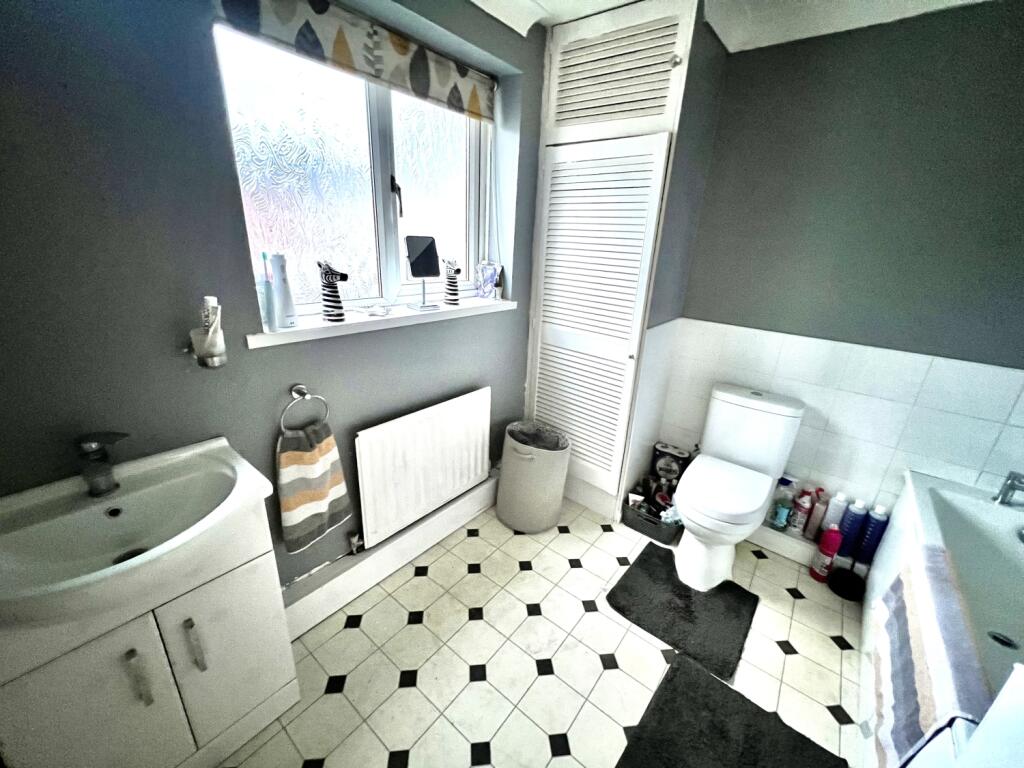 2 bed Terraced