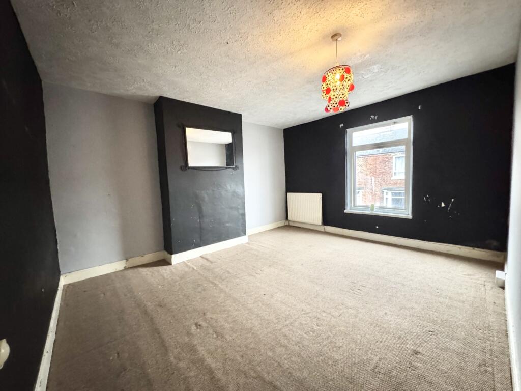 4 bed Terraced