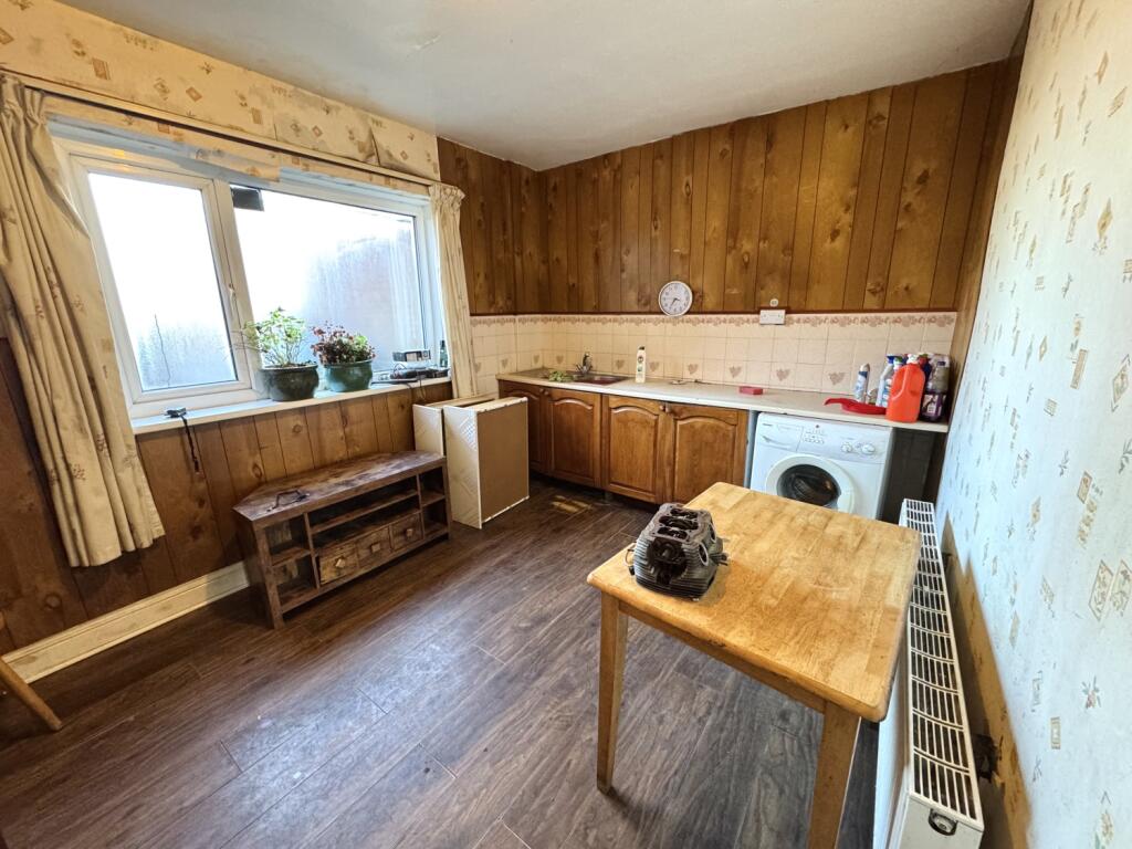2 bed End of Terrace