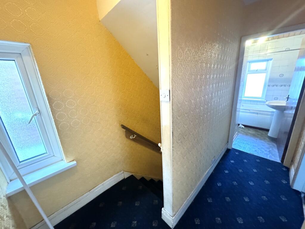 2 bed End of Terrace