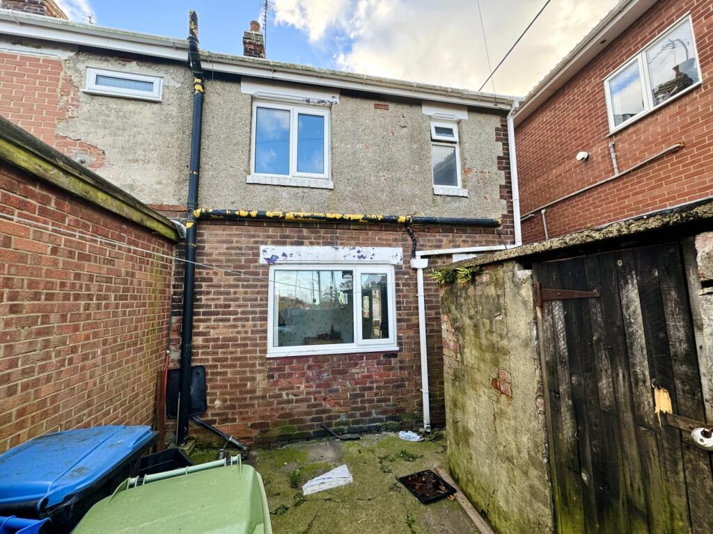 2 bed End of Terrace