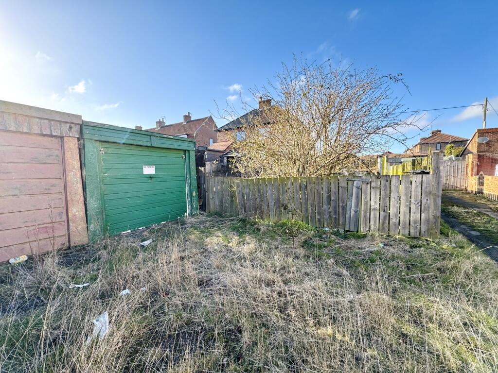 3 bed Terraced