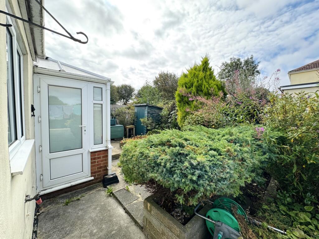 1 bed Semi-Detached Bungalow