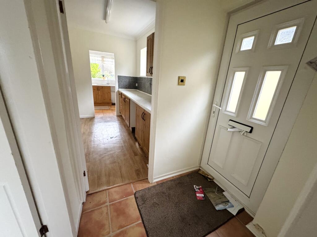 1 bed Semi-Detached Bungalow