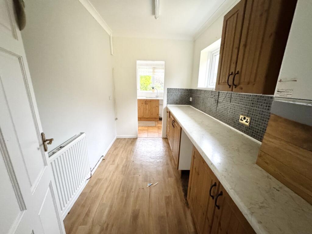1 bed Semi-Detached Bungalow