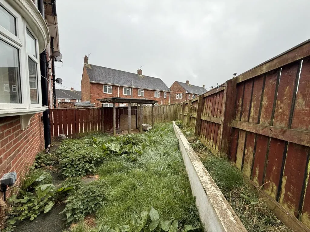 2 bed Semi-Detached
