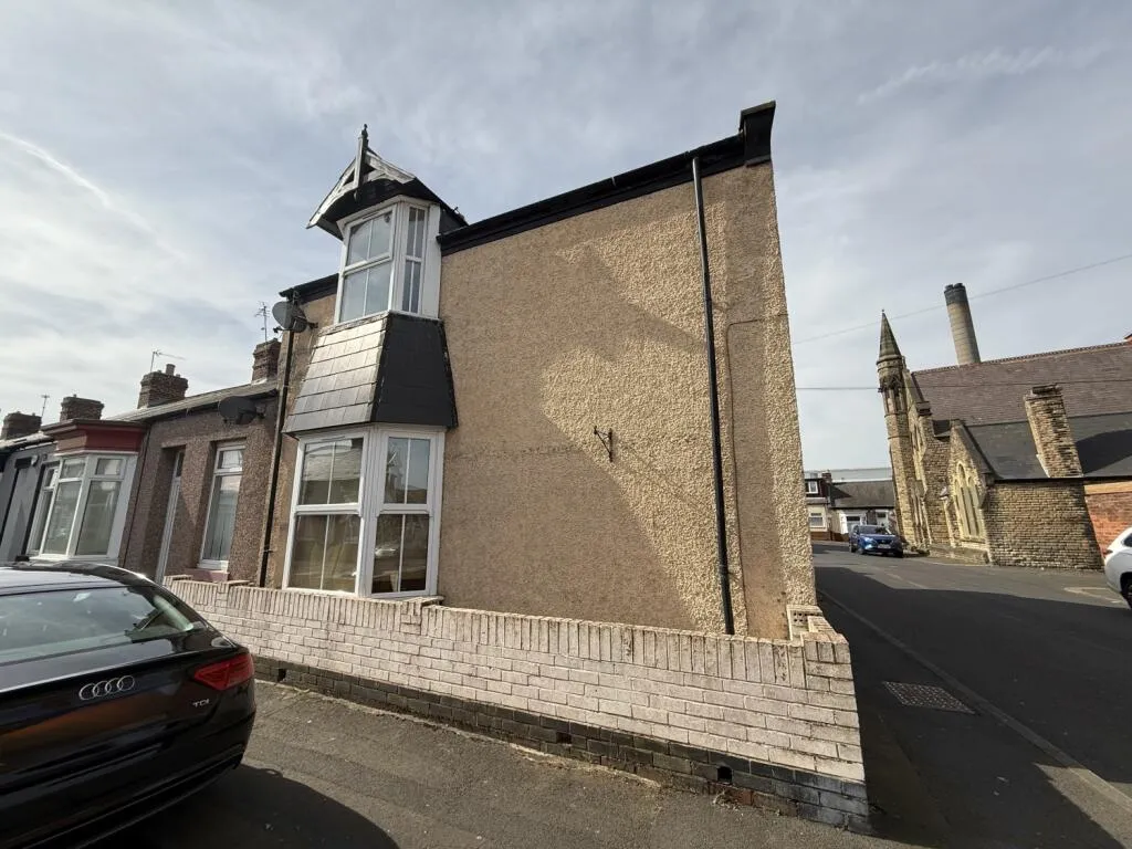 4 bed End of Terrace