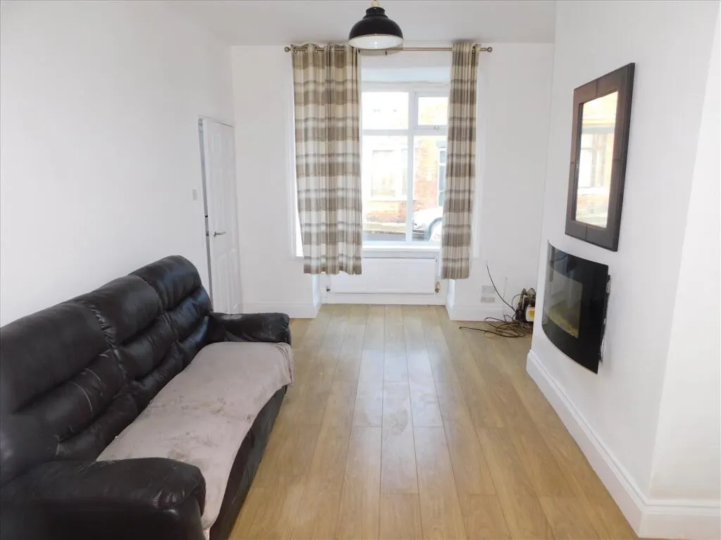 2 bed Terraced