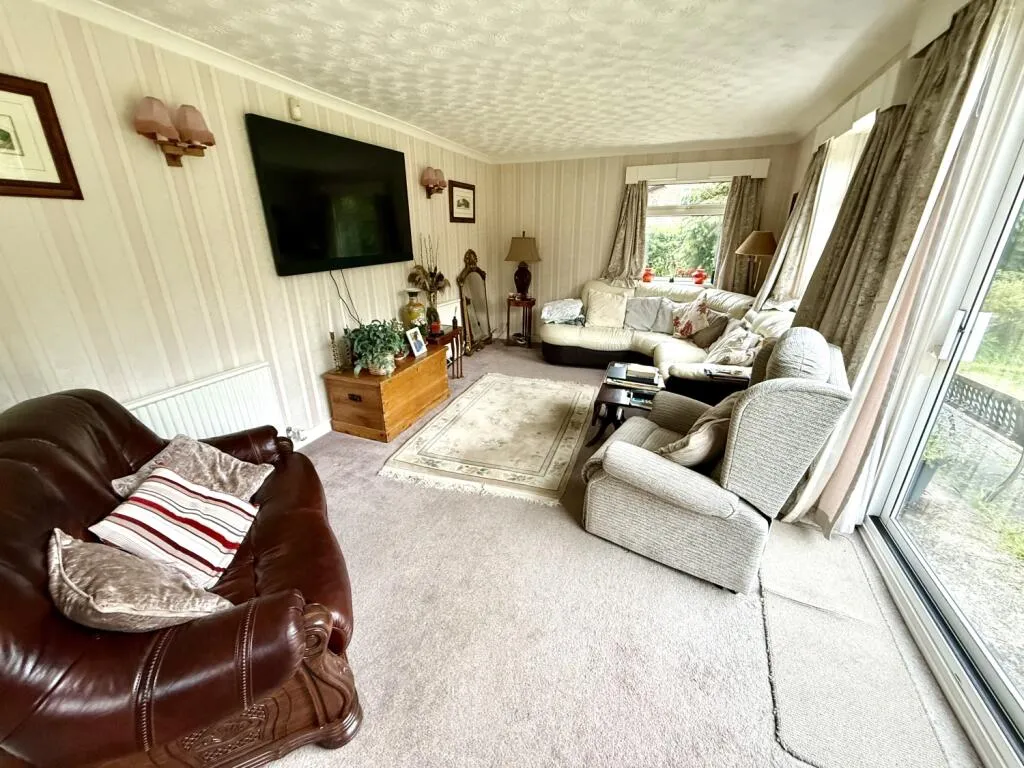 3 bed Detached