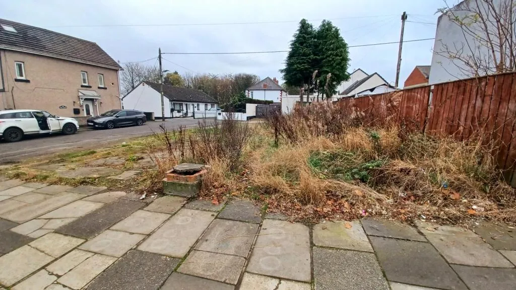 Commercial Land