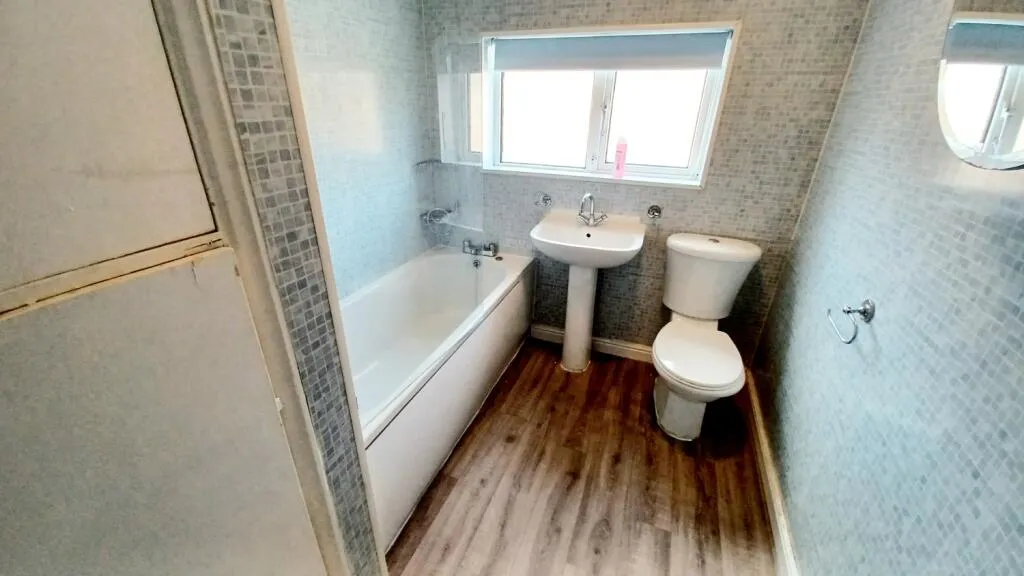 7 bed Terraced