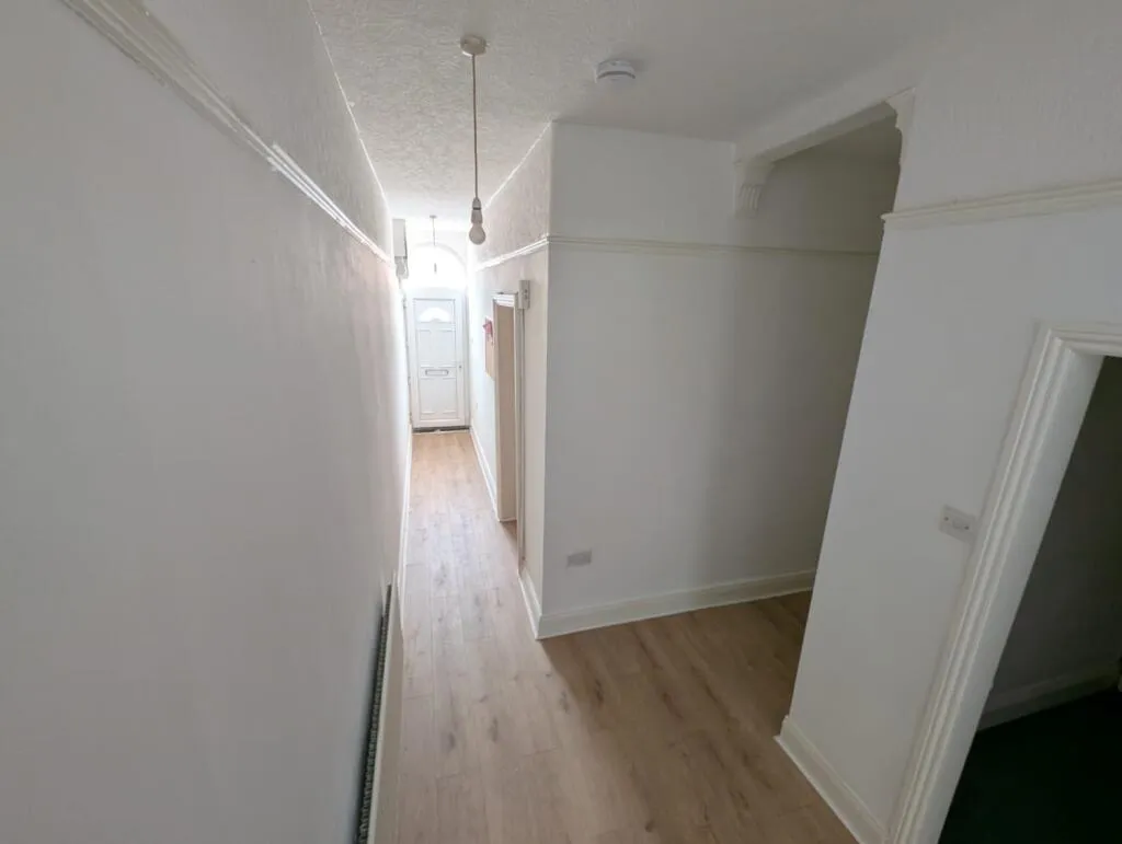 7 bed Terraced
