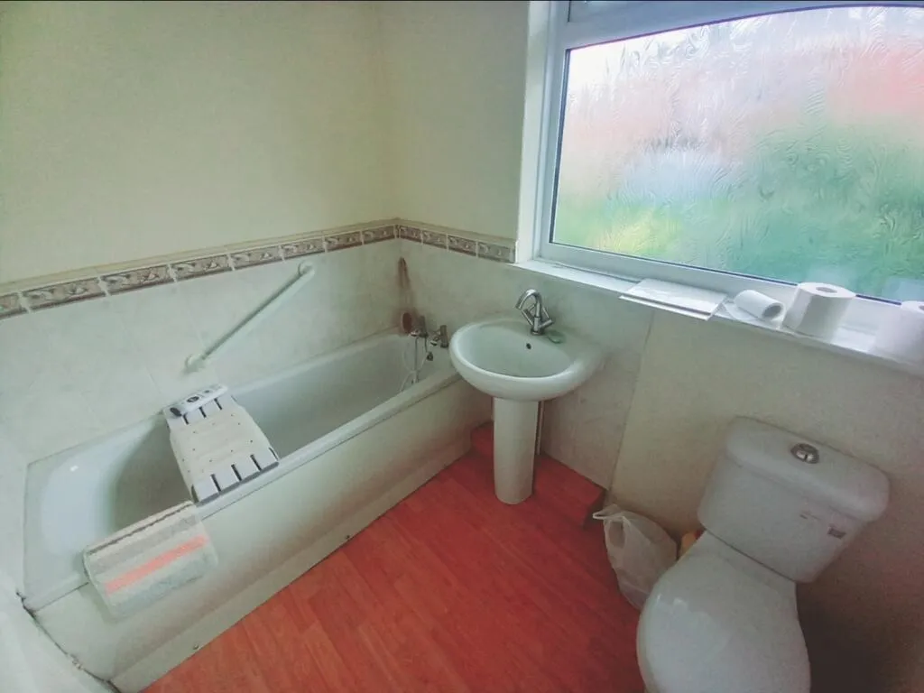 4 bed Terraced