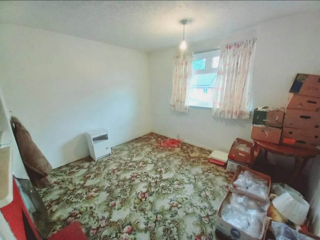 4 bed Terraced