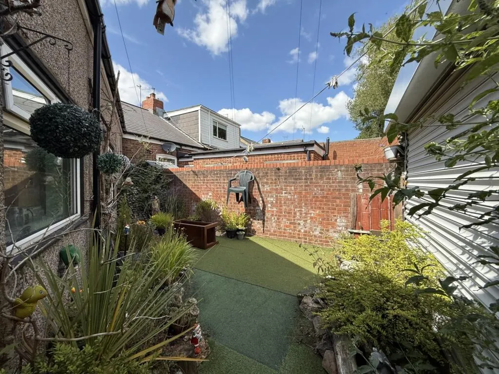 2 bed Cottage