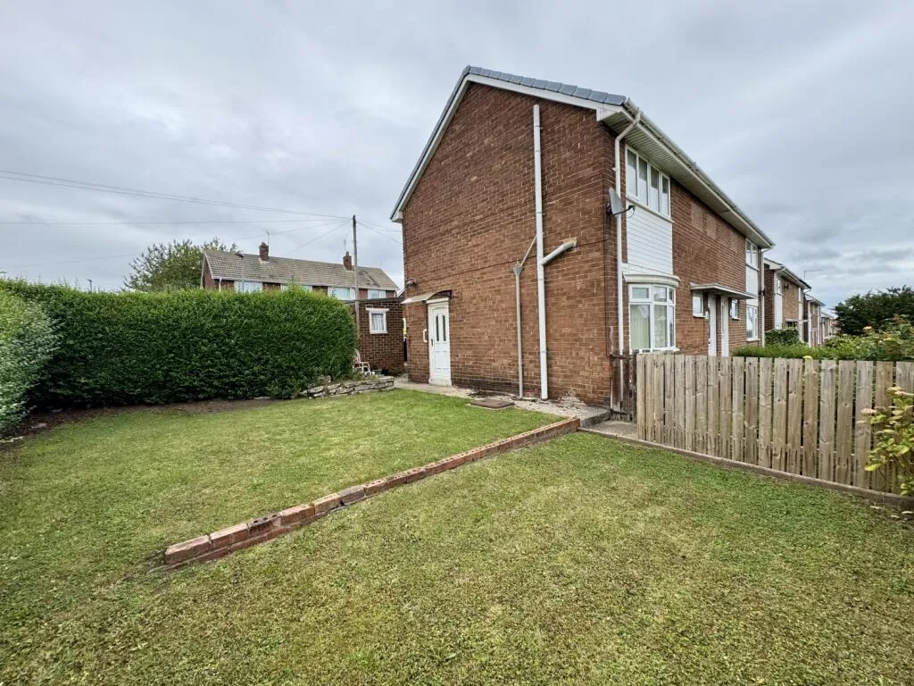 2 bed Semi-Detached