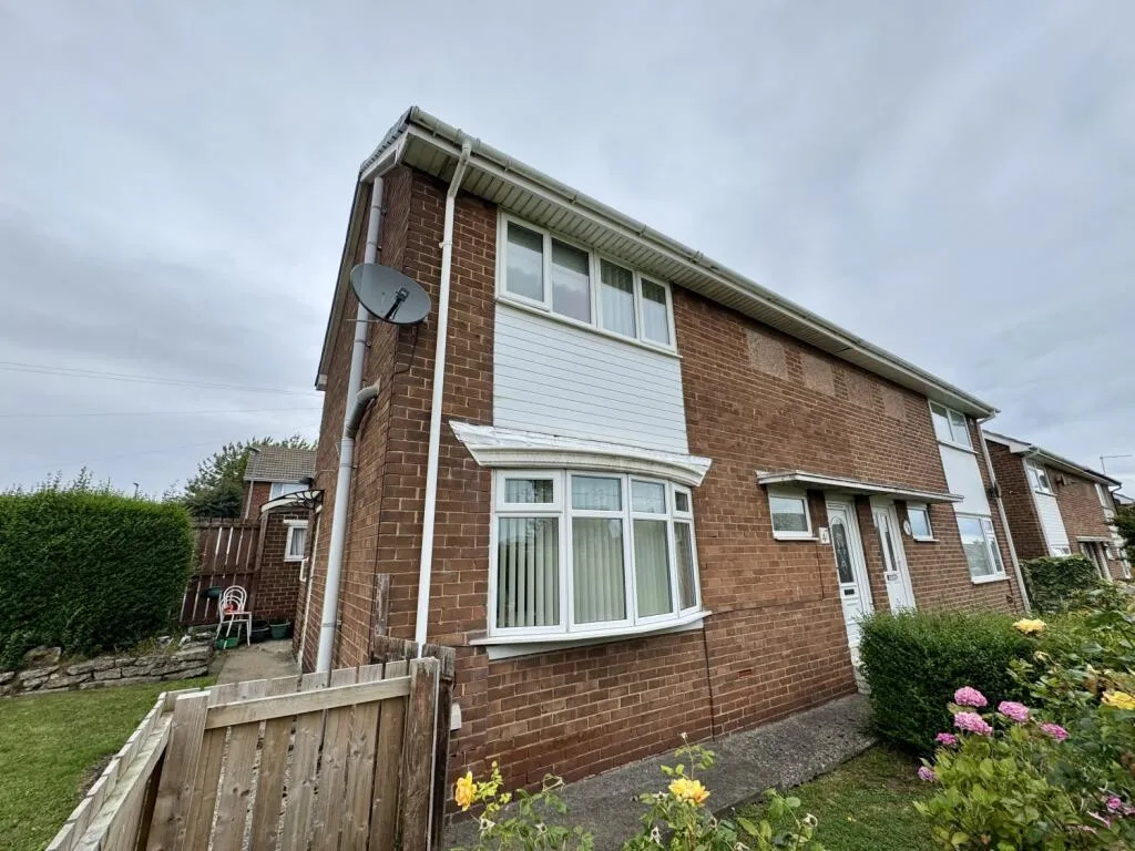 2 bed Semi-Detached