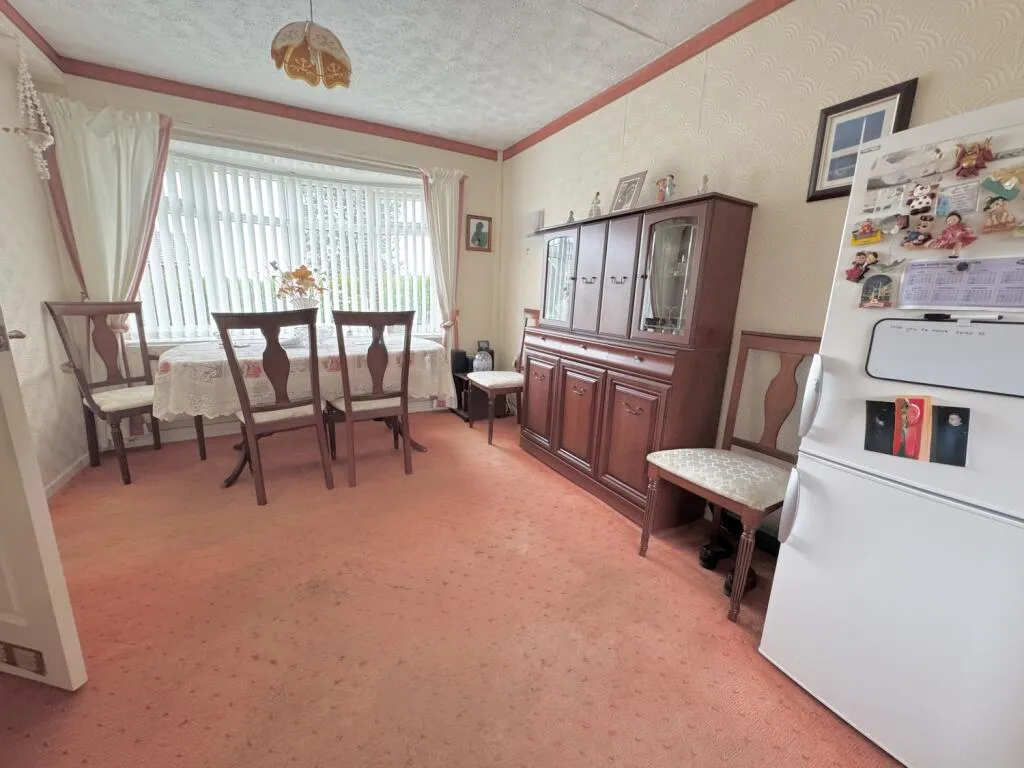 2 bed Semi-Detached
