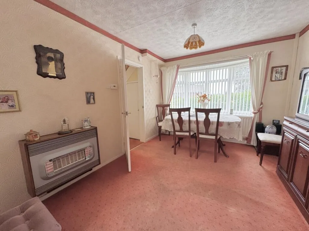 2 bed Semi-Detached