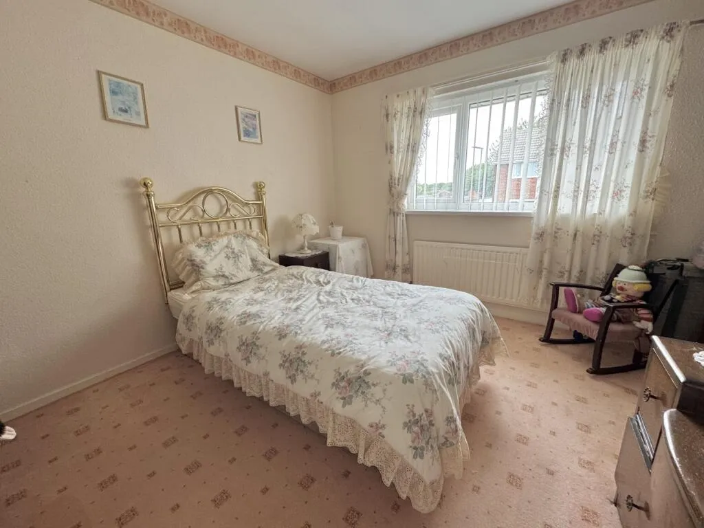 2 bed Semi-Detached
