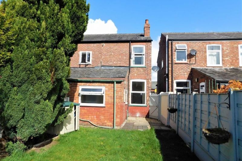 2 bed Semi-detached House For Auction