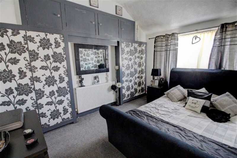 3 bed Terraced House For Auction