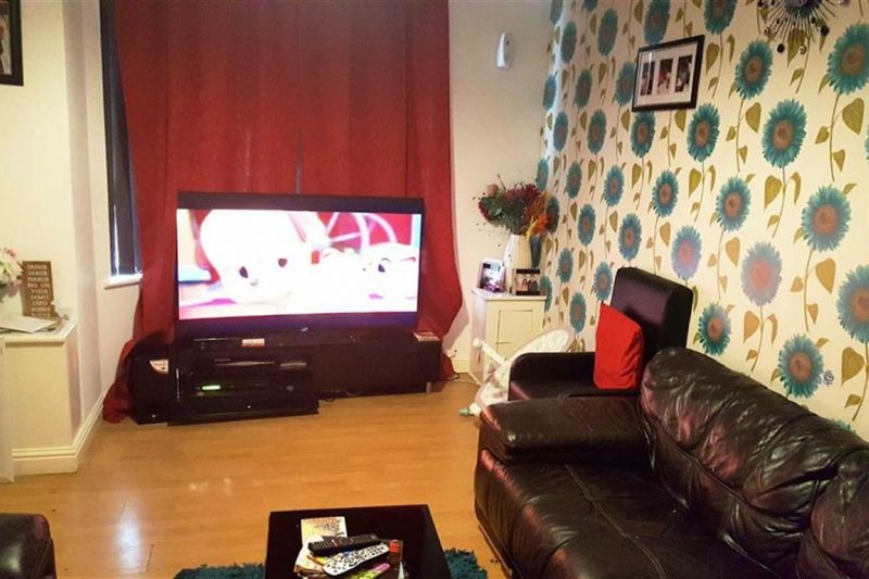 4 bed Terraced House For Auction