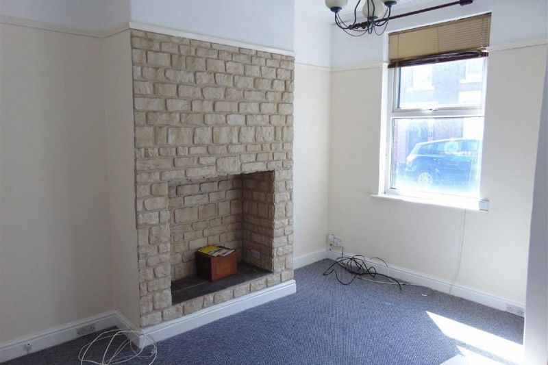 2 bed End Terrace House For Auction