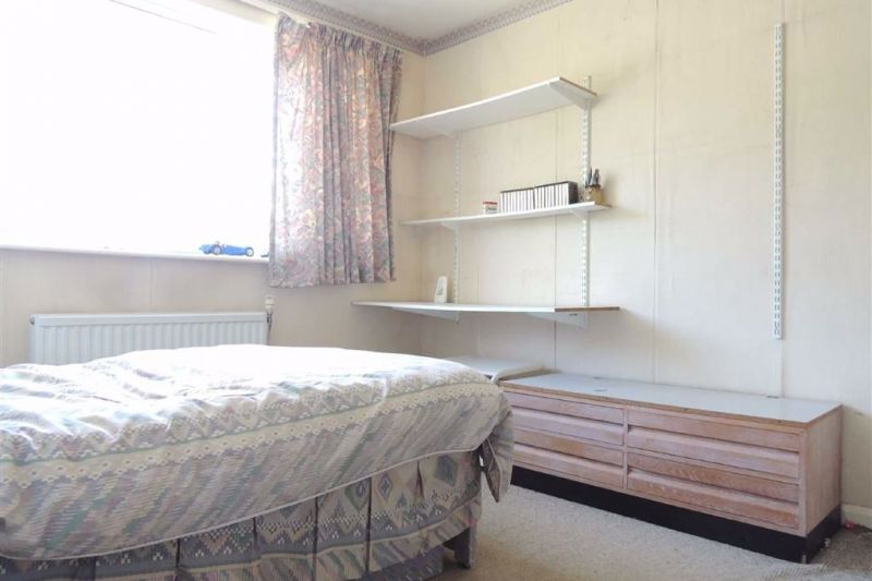 3 bed Detached House For Auction