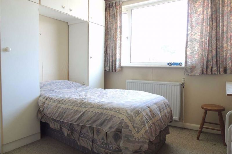 3 bed Detached House For Auction