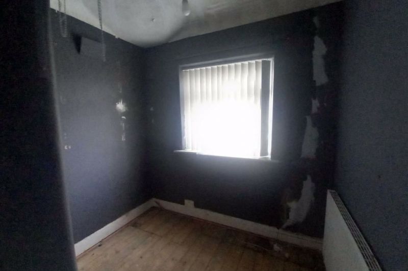 3 bed Detached House For Auction
