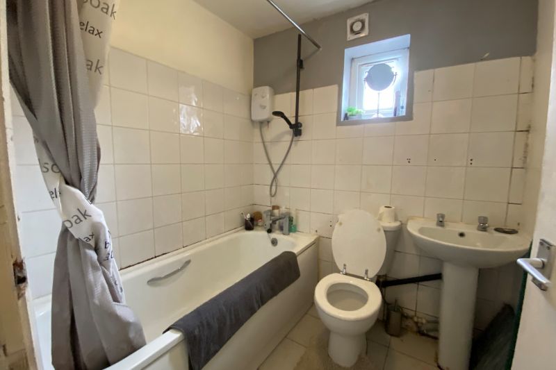 7 bed Residential Investment For Auction