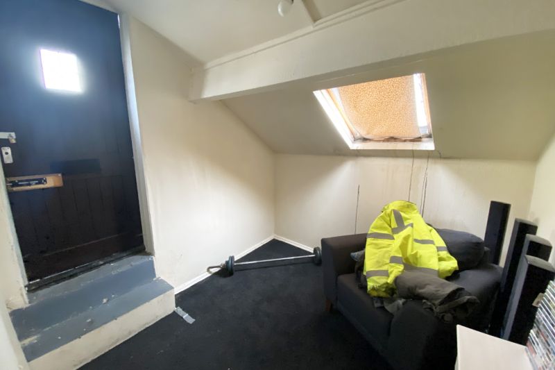 1 bed Commercial Investment For Auction