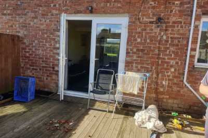 3 bed Terraced House For Auction