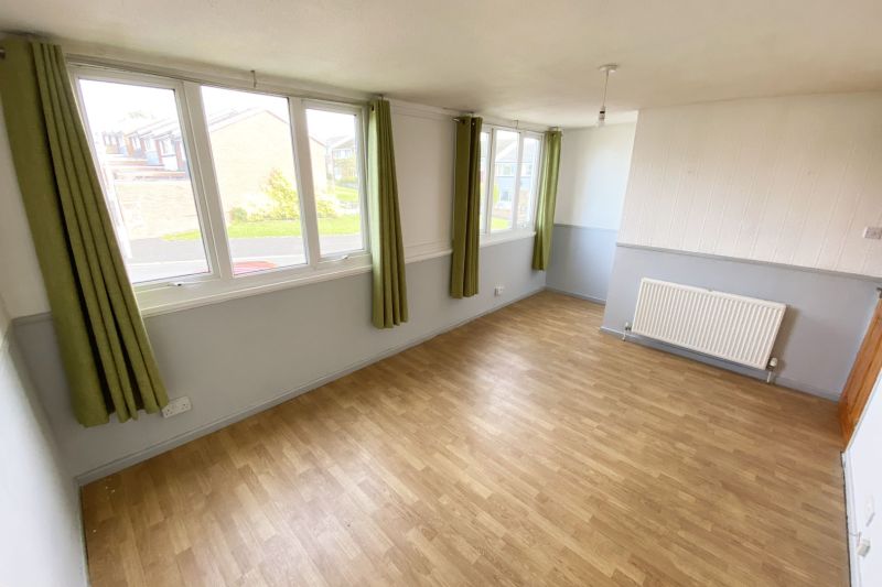 2 bed Terraced House For Auction
