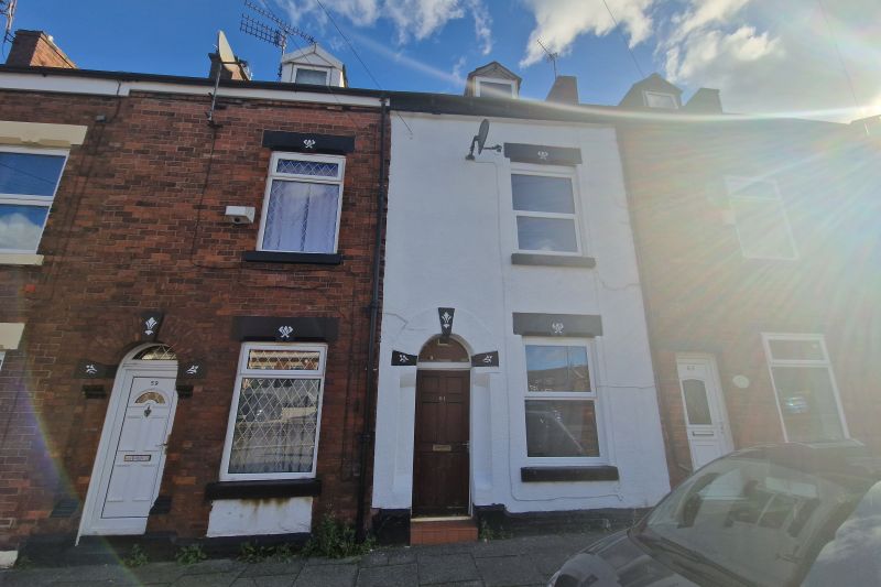 3 bed Terraced House For Auction