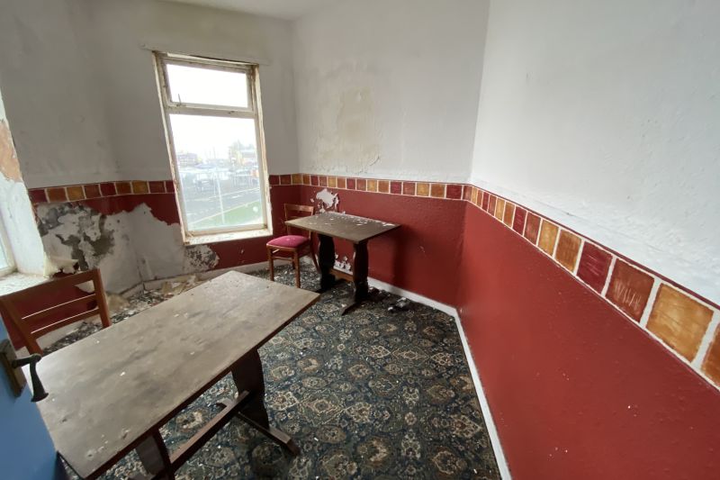 8 bed Commercial Investment For Auction