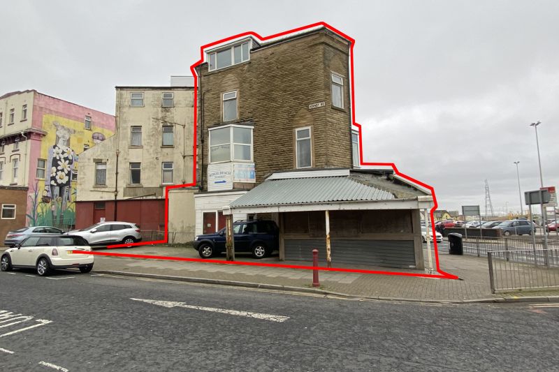 8 bed Commercial Investment For Auction