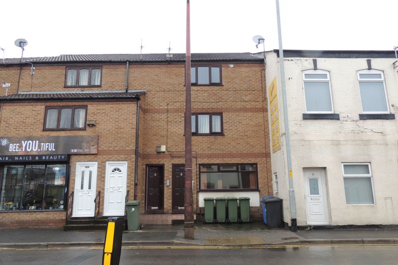3 bed With Land House For Auction