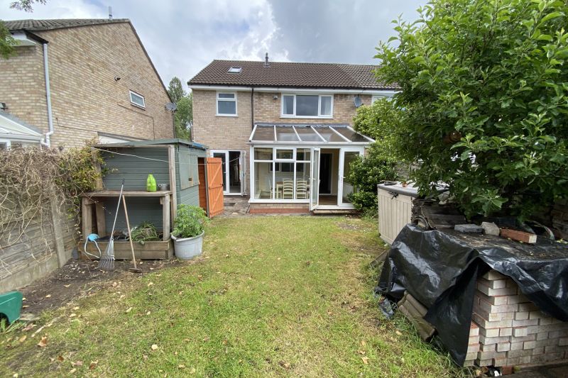 2 bed Semi-Detached House For Auction