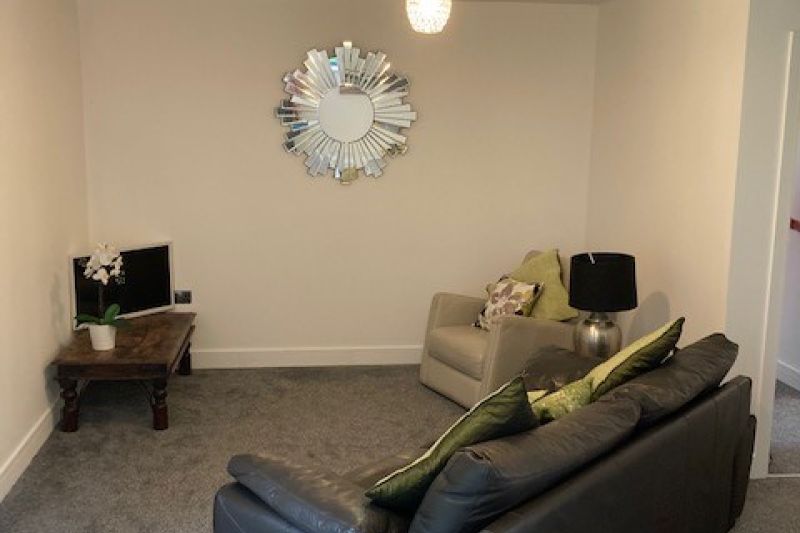 2 bed Flat Apartment For Auction